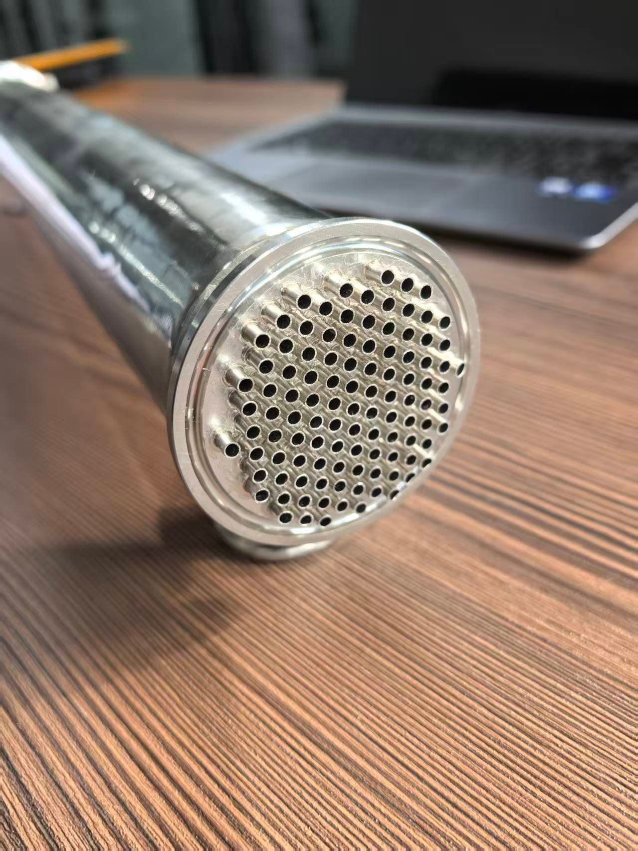 Vacuum Brazing of Stainless Steel Capillary Heat Exchanger Hero 1